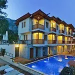 Hotel Summer 4*