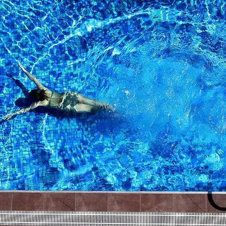 Summer Otel