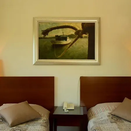 Summer Hotel