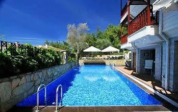 Summer Otel 4*